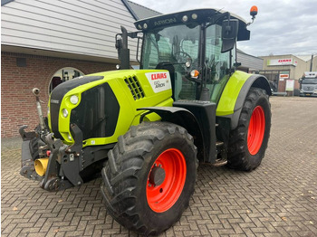 Ciągnik rolniczy CLAAS Arion 610