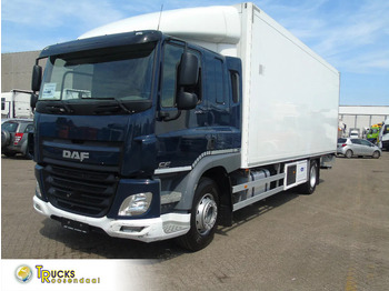Samochód ciężarowy chłodnia DAF CF 220