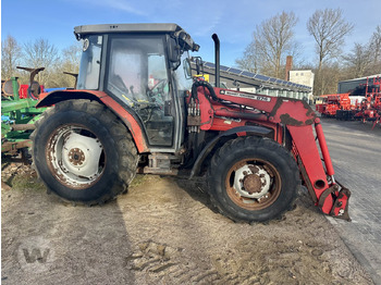 Ciągnik rolniczy MASSEY FERGUSON