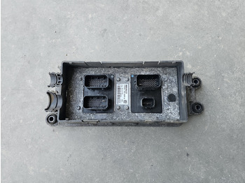 ECU RENAULT RANGE T / RCIOM Lo CONTROL UNIT / 21855950 P03: zdjęcie 2 ECU RENAULT RANGE T / RCIOM Lo CONTROL UNIT / 21855950 P03: zdjęcie 2