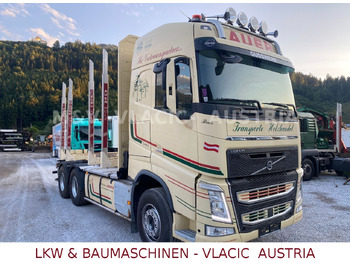 Samochód do drewna VOLVO FH 540