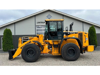 Ładowarka kołowa HYUNDAI