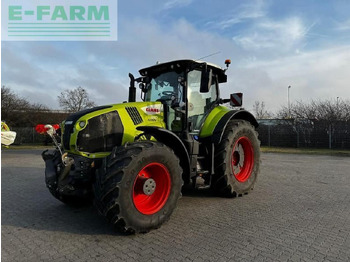 Ciągnik rolniczy CLAAS Axion 830