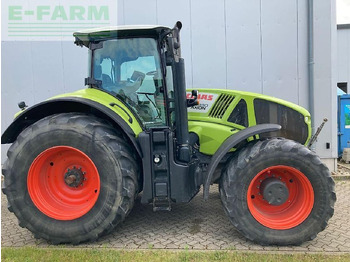 Ciągnik rolniczy CLAAS Axion 930