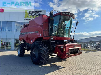 Kombajn zbożowy CASE IH
