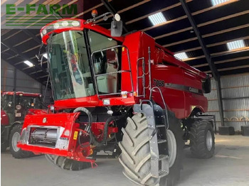 Kombajn zbożowy CASE IH