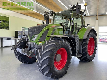 Ciągnik rolniczy FENDT 718 Vario