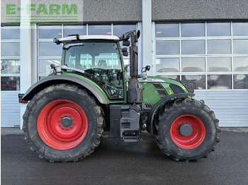Ciągnik rolniczy FENDT 722 Vario
