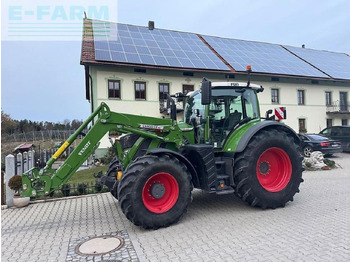 Ciągnik rolniczy FENDT 718 Vario