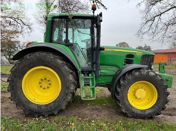 Ciągnik rolniczy JOHN DEERE 6830