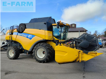 Kombajn zbożowy NEW HOLLAND CX series