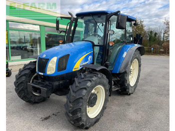 Ciągnik rolniczy NEW HOLLAND T5000
