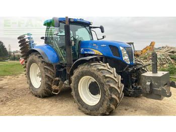 Ciągnik rolniczy New Holland T7050: zdjęcie 4 Ciągnik rolniczy New Holland T7050: zdjęcie 4