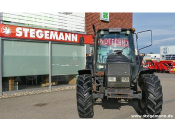 Ciągnik rolniczy VALTRA 6200