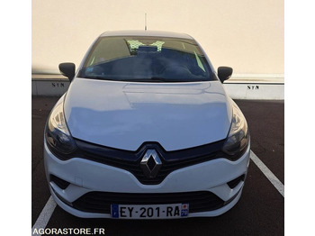 Samochód osobowy RENAULT