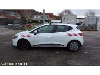 Samochód osobowy RENAULT