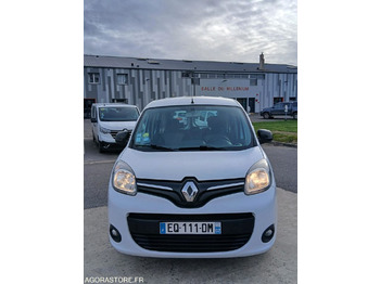 Samochód osobowy RENAULT