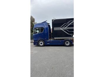Ciągnik siodłowy SCANIA R 500