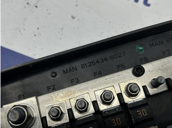Układ elektryczny do Samochodów ciężarowych MAN TGX: zdjęcie 4 Układ elektryczny do Samochodów ciężarowych MAN TGX: zdjęcie 4