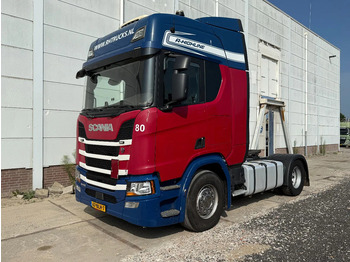 Ciągnik siodłowy SCANIA R 450