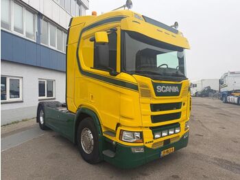 Ciągnik siodłowy SCANIA R 450
