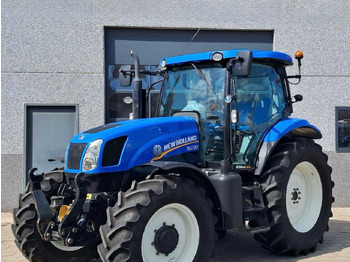 Ciągnik rolniczy NEW HOLLAND T6000
