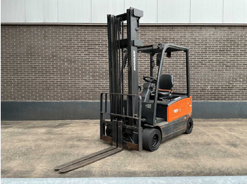 Wózek widłowy DOOSAN