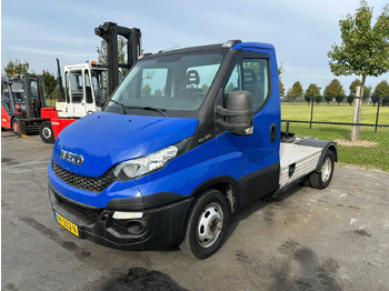 Samochód dostawczy IVECO Daily