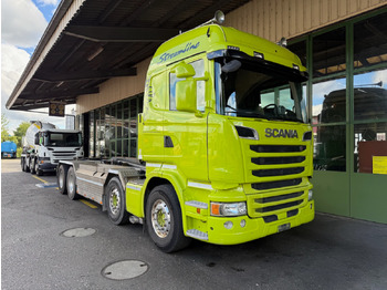 Ciężarówka hakowiec SCANIA R 490