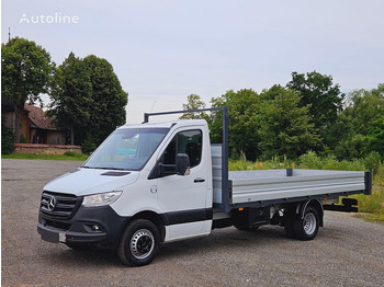 Samochód ciężarowy skrzyniowy/ Platforma MERCEDES-BENZ Sprinter 519