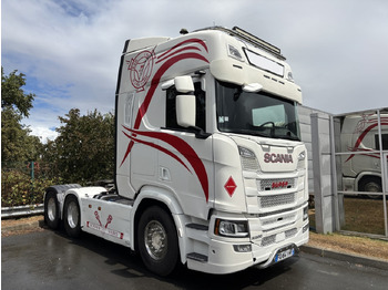 Ciągnik siodłowy SCANIA R 500