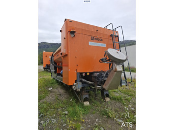 Rozsiewacz piasku i soli