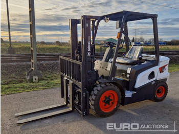 Wózek widłowy BOBCAT