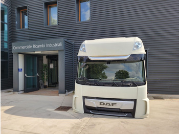 Kabina i wnętrze DAF XF 106