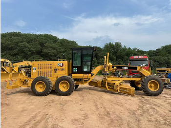 Równiarka CATERPILLAR 140K