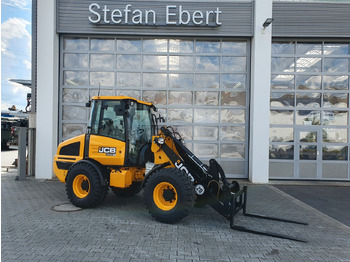 Ładowarka kołowa JCB 407