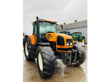 Ciągnik rolniczy RENAULT Ares