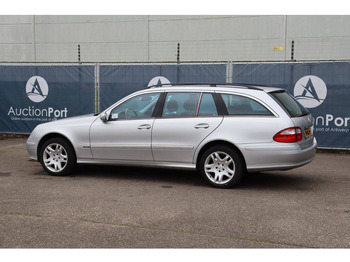 Samochód osobowy Mercedes-Benz E-Klasse E500 4-MATIC: zdjęcie 4