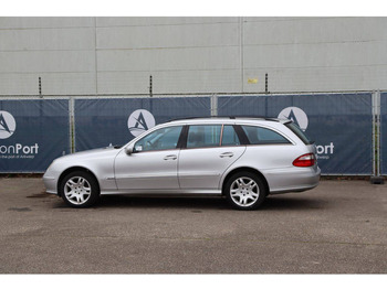 Samochód osobowy Mercedes-Benz E-Klasse E500 4-MATIC: zdjęcie 3