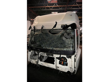 Kabina i wnętrze DAF CF