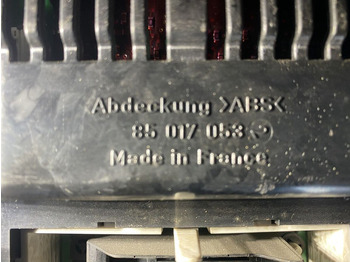 Deska rozdzielcza MAN TGA: zdjęcie 3