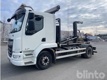 Ciężarówka hakowiec DAF