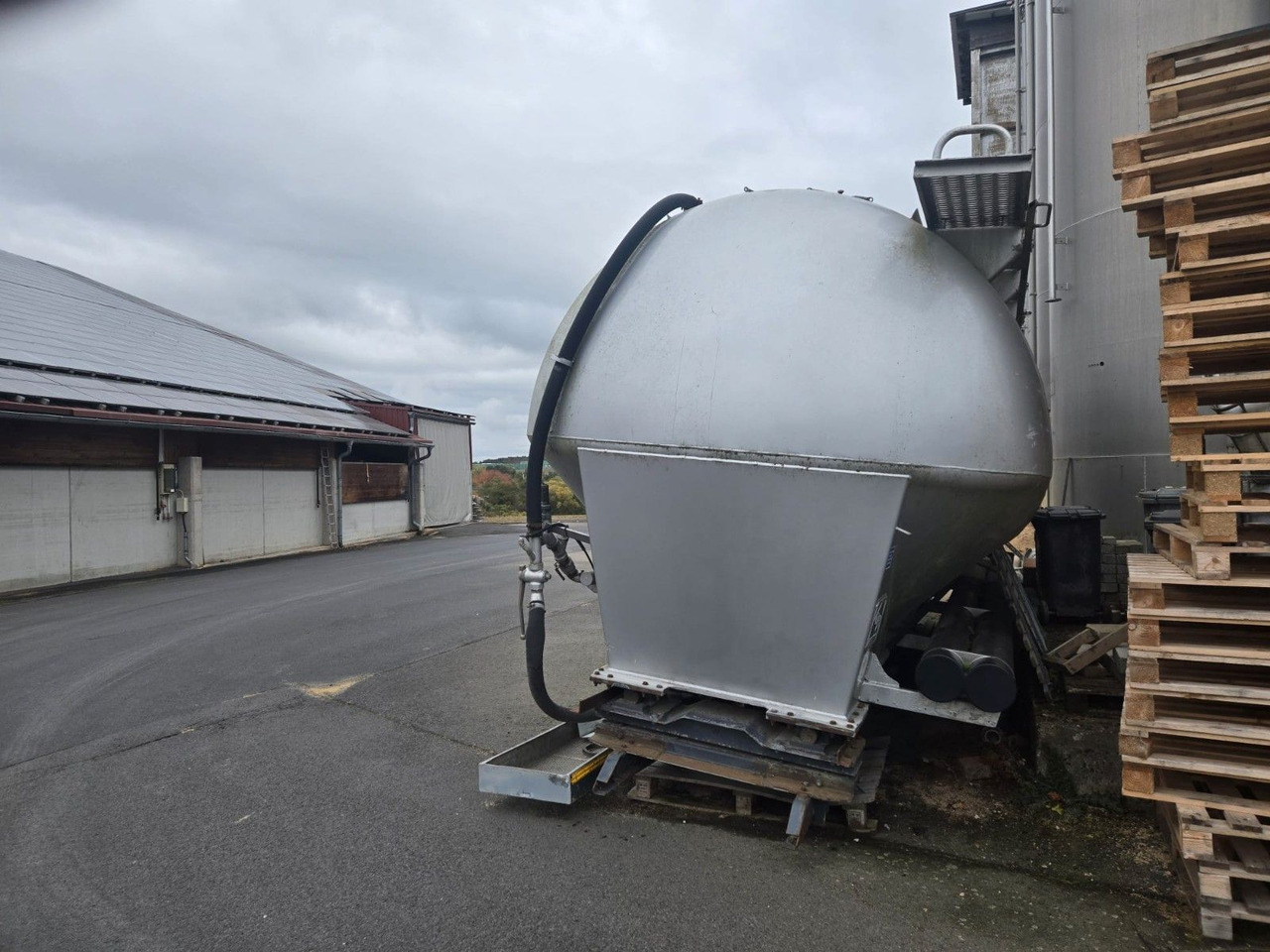 Feldbinder Silo Waage 31.000 Ltr - Naczepa silos: zdjęcie 2 Feldbinder Silo Waage 31.000 Ltr - Naczepa silos: zdjęcie 2
