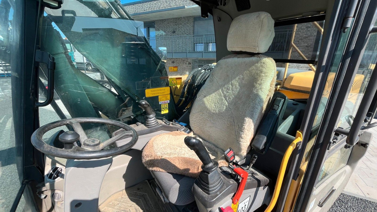 Volvo EW180D 20500 Kg Verstellausleger OilQuick - Koparka kołowa: zdjęcie 5 Volvo EW180D 20500 Kg Verstellausleger OilQuick - Koparka kołowa: zdjęcie 5