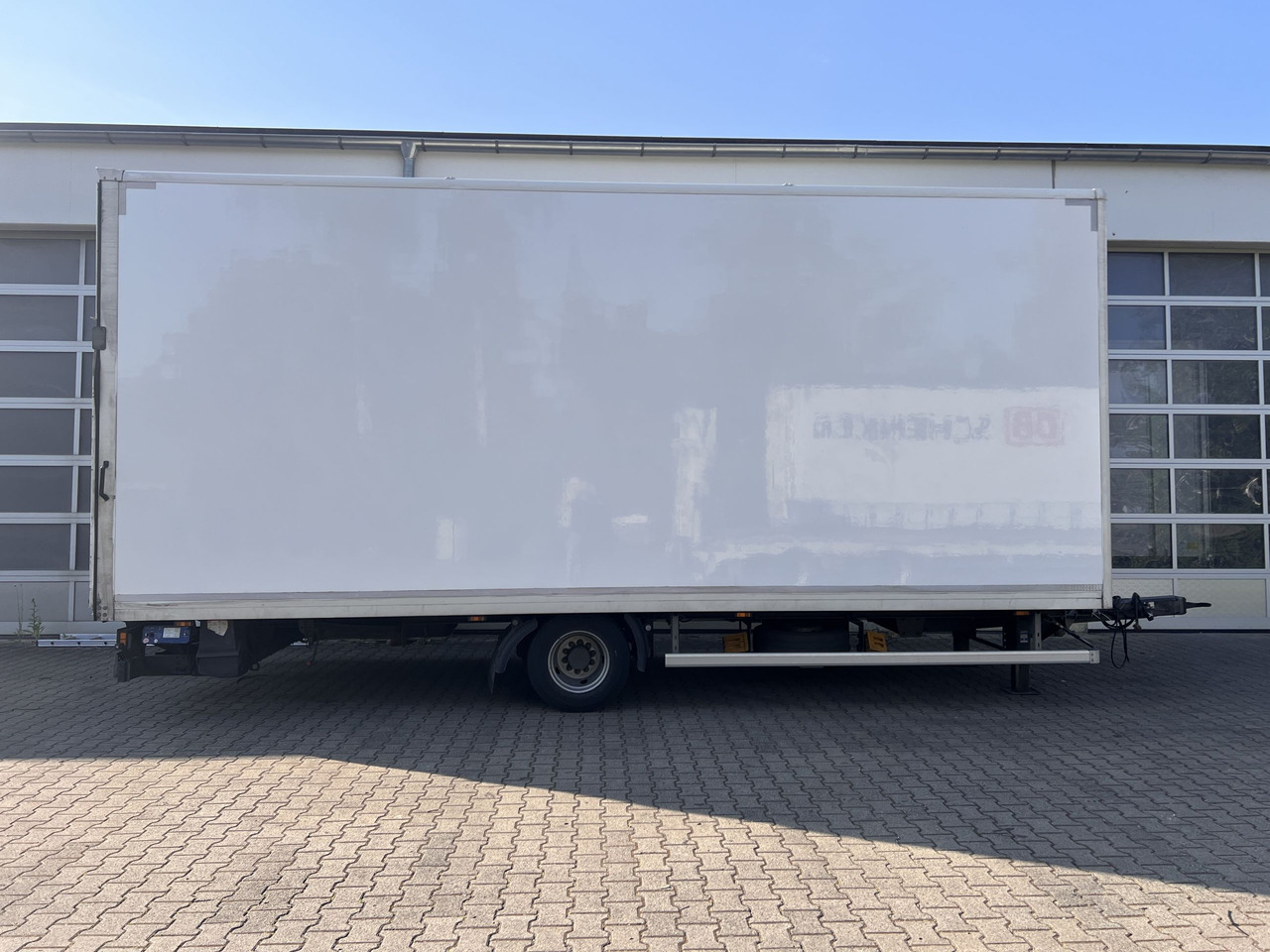 Ackermann Z-KA-F10.5/7,6 1 Achs Kofferanhänger, Ladebordwand - Przyczepa zamknięte nadwozie: zdjęcie 5 Ackermann Z-KA-F10.5/7,6 1 Achs Kofferanhänger, Ladebordwand - Przyczepa zamknięte nadwozie: zdjęcie 5