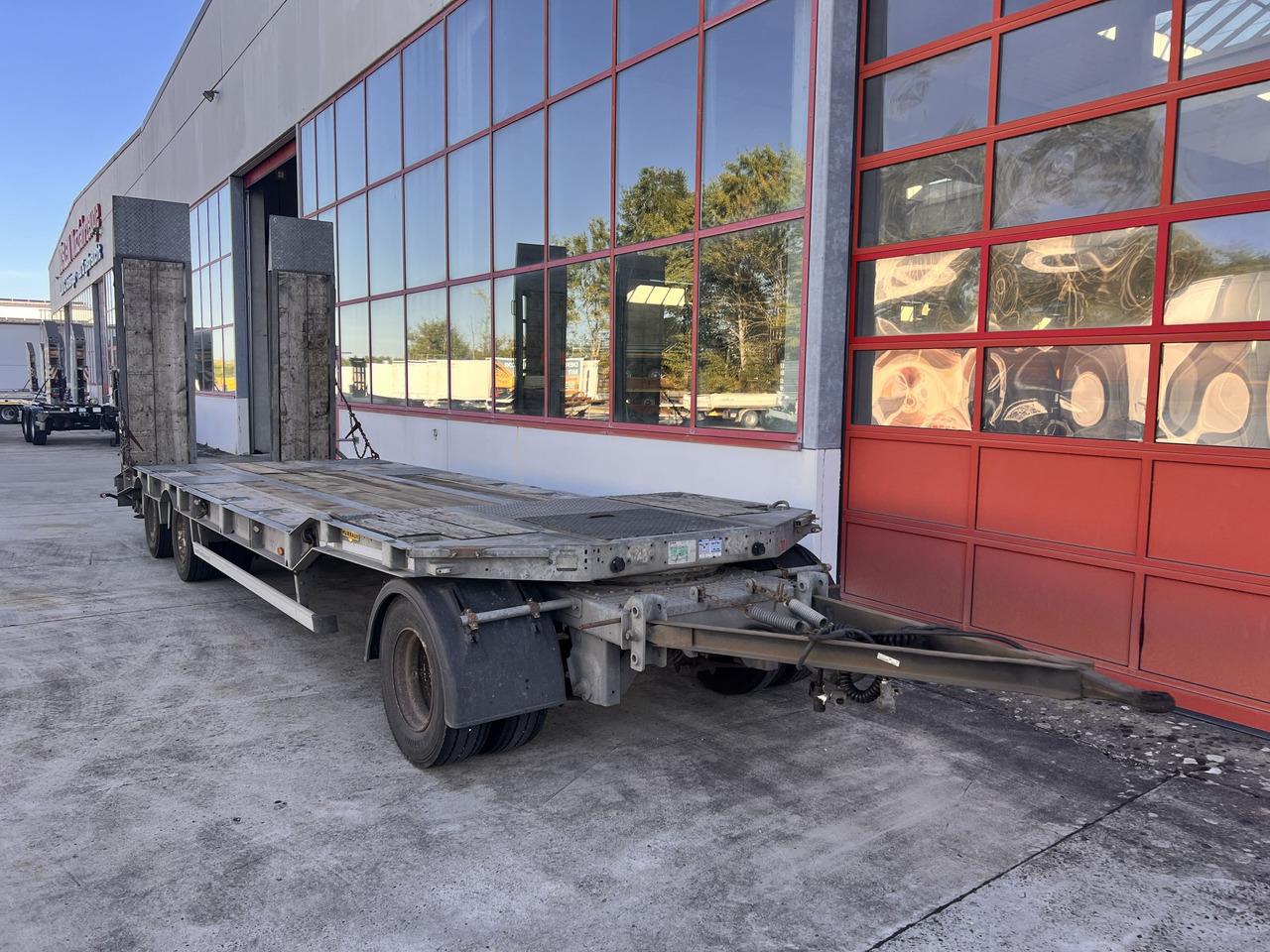 Humbaur HTD 30 3 Achs Tiefladeranhänger, verzinkt - Przyczepa niskopodwoziowa: zdjęcie 3 Humbaur HTD 30 3 Achs Tiefladeranhänger, verzinkt - Przyczepa niskopodwoziowa: zdjęcie 3