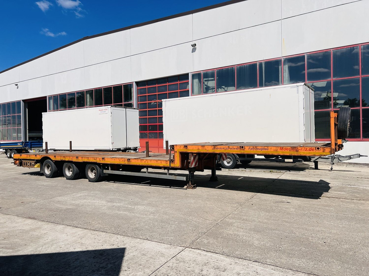 Möslein STO 3 Schwebheim 3 Achs Satteltieflader Plato 45 t GGfür Fertigteile, Baumaschinen oder Container - Naczepa niskopodwoziowa: zdjęcie 4 Möslein STO 3 Schwebheim 3 Achs Satteltieflader Plato 45 t GGfür Fertigteile, Baumaschinen oder Container - Naczepa niskopodwoziowa: zdjęcie 4