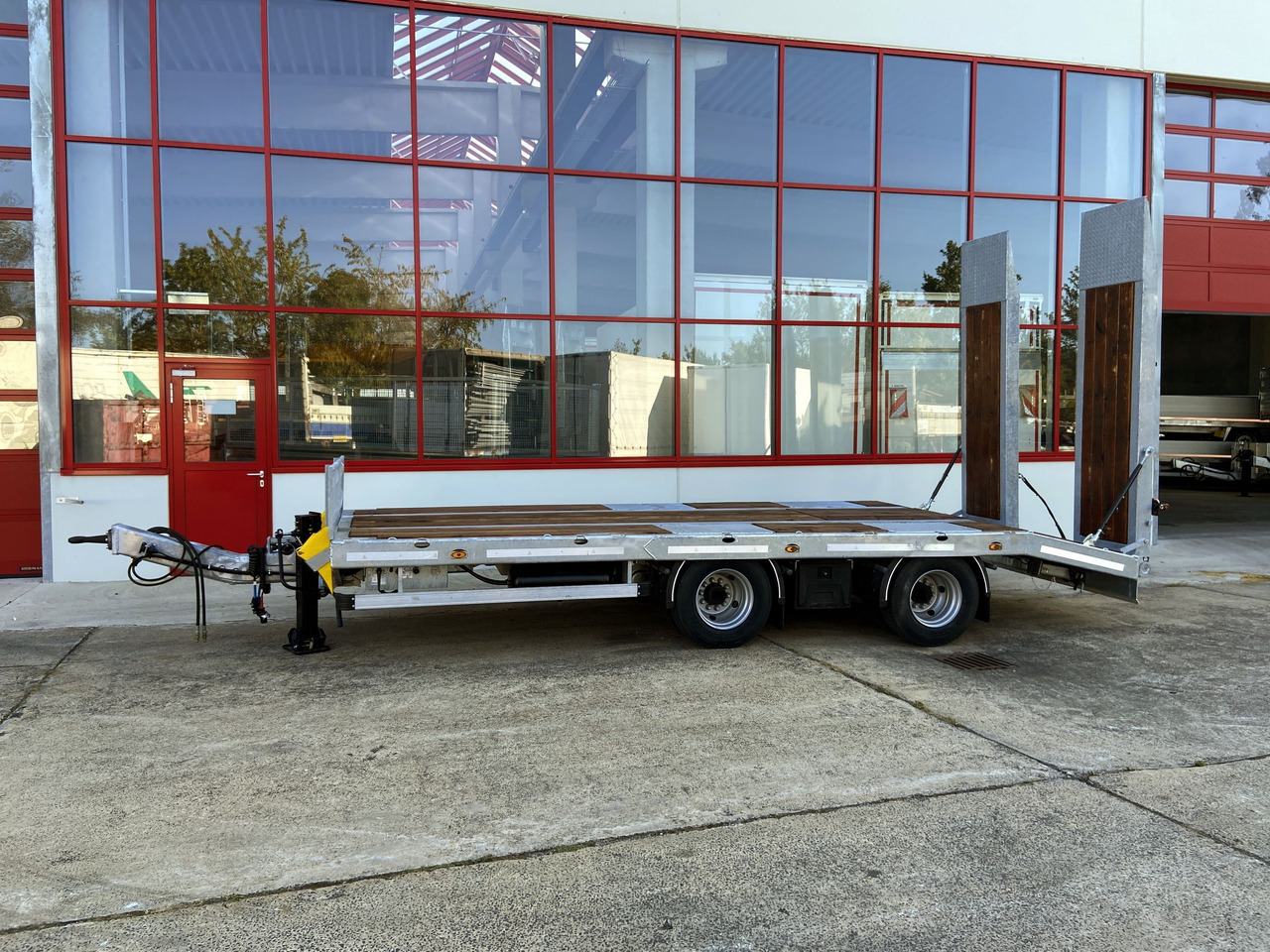 Nowy Przyczepa niskopodwoziowa dla transportowania ciężkiego sprzętu Möslein TT21-7,2 Hydr 21 t Tandemtieflader, hydr. Rampen, NEU: zdjęcie 6 Nowy Przyczepa niskopodwoziowa dla transportowania ciężkiego sprzętu Möslein TT21-7,2 Hydr 21 t Tandemtieflader, hydr. Rampen, NEU: zdjęcie 6