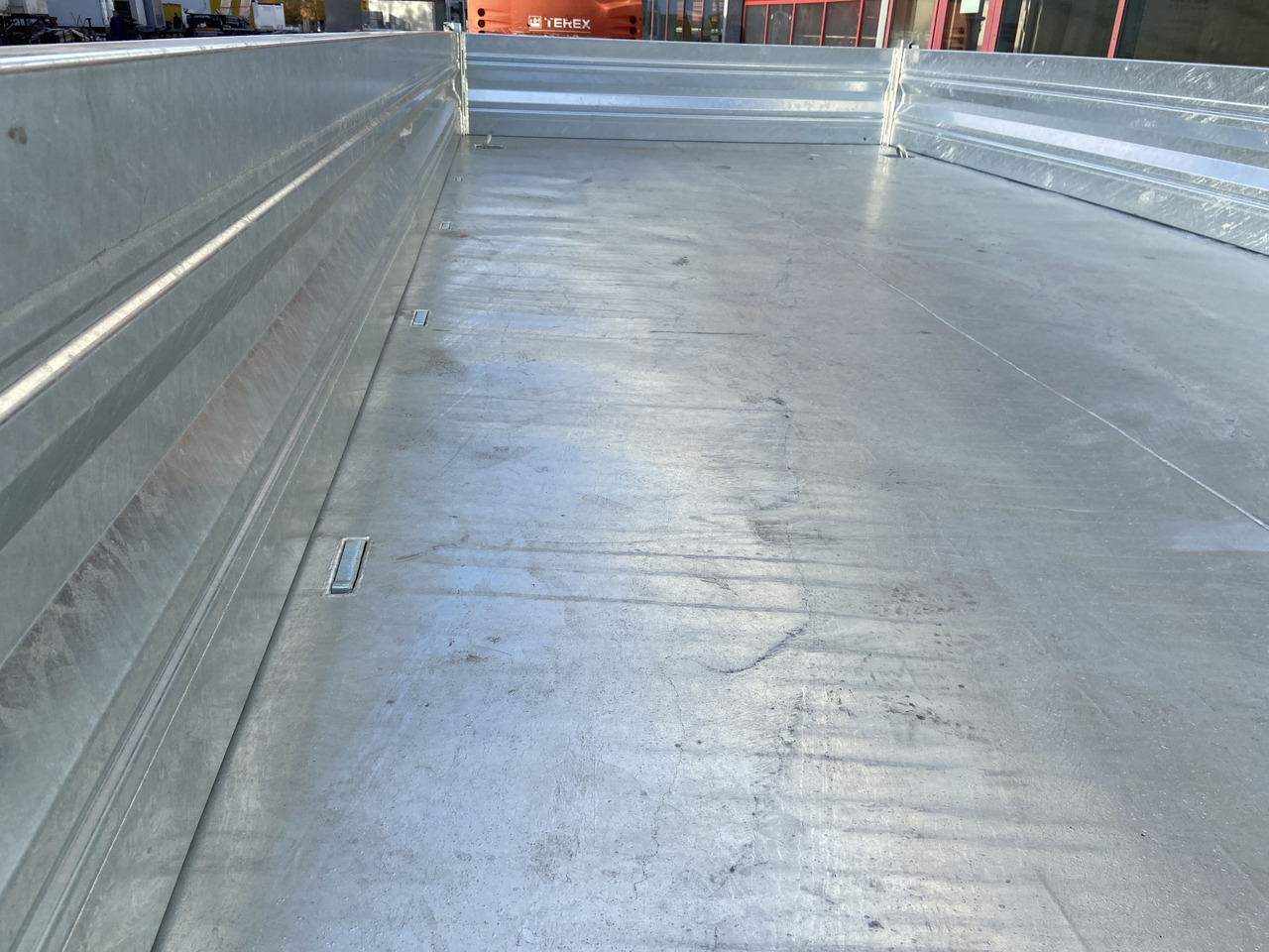 Möslein TTD 11 Breite Reifen 5,70 lang Kipper Tieflader, Breite Reifen, 5,70 m lang-- Neufahrzeug -- - Przyczepa wywrotka: zdjęcie 2 Möslein TTD 11 Breite Reifen 5,70 lang Kipper Tieflader, Breite Reifen, 5,70 m lang-- Neufahrzeug -- - Przyczepa wywrotka: zdjęcie 2