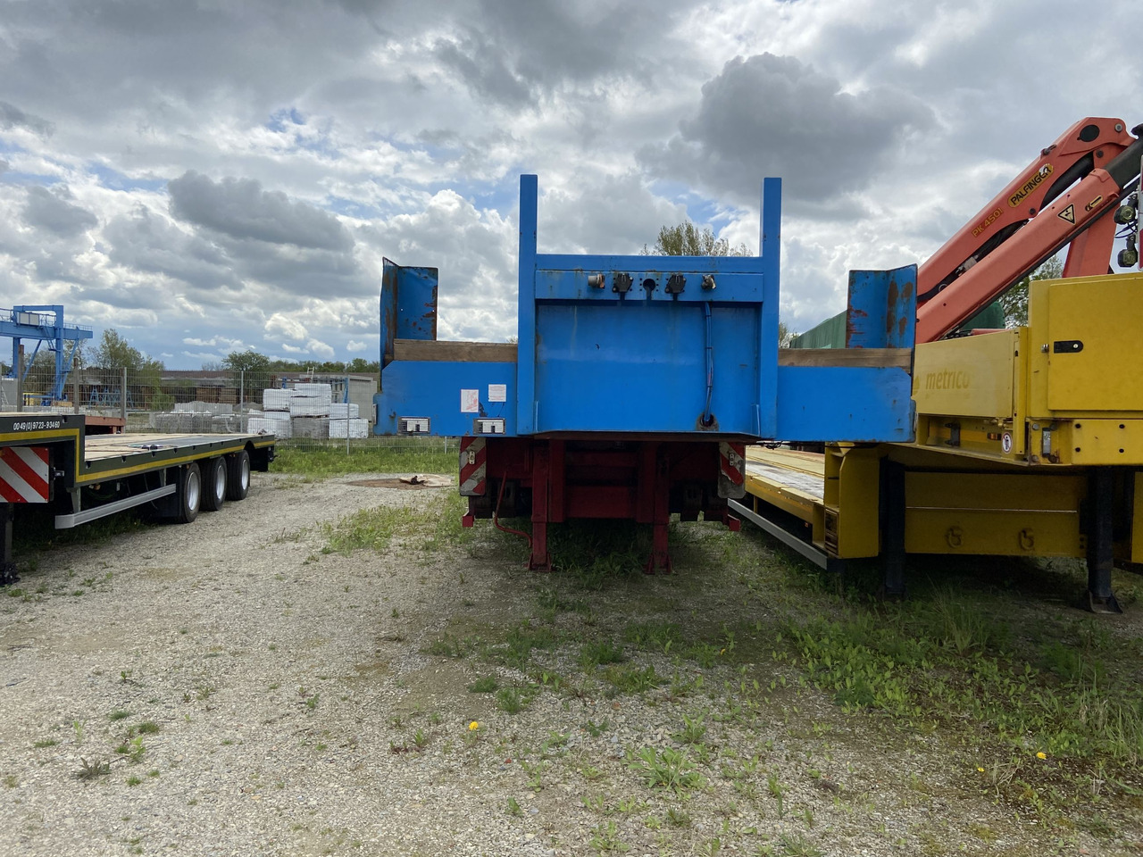 Stp 3 Achs Satteltieflader Platofür Fertigteile oder Baumaschinen - Naczepa niskopodwoziowa: zdjęcie 2 Stp 3 Achs Satteltieflader Platofür Fertigteile oder Baumaschinen - Naczepa niskopodwoziowa: zdjęcie 2